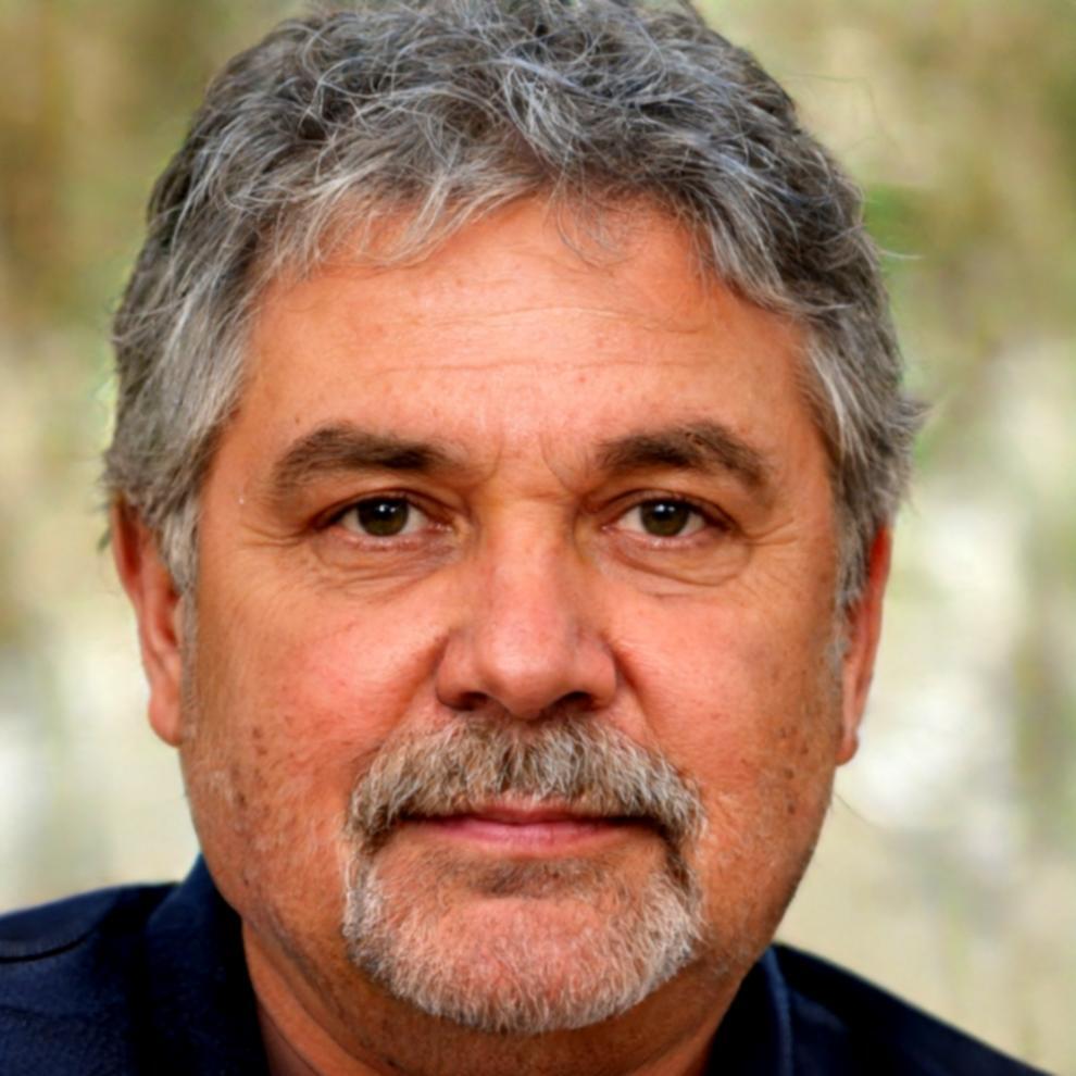Portrait de Théophile Moreau, conseiller principal chez lesytcelikoamiva